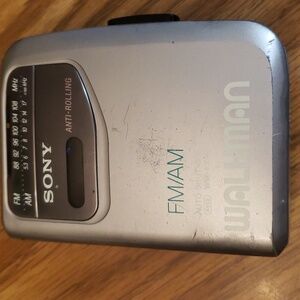Non Working 1997 Walkman
